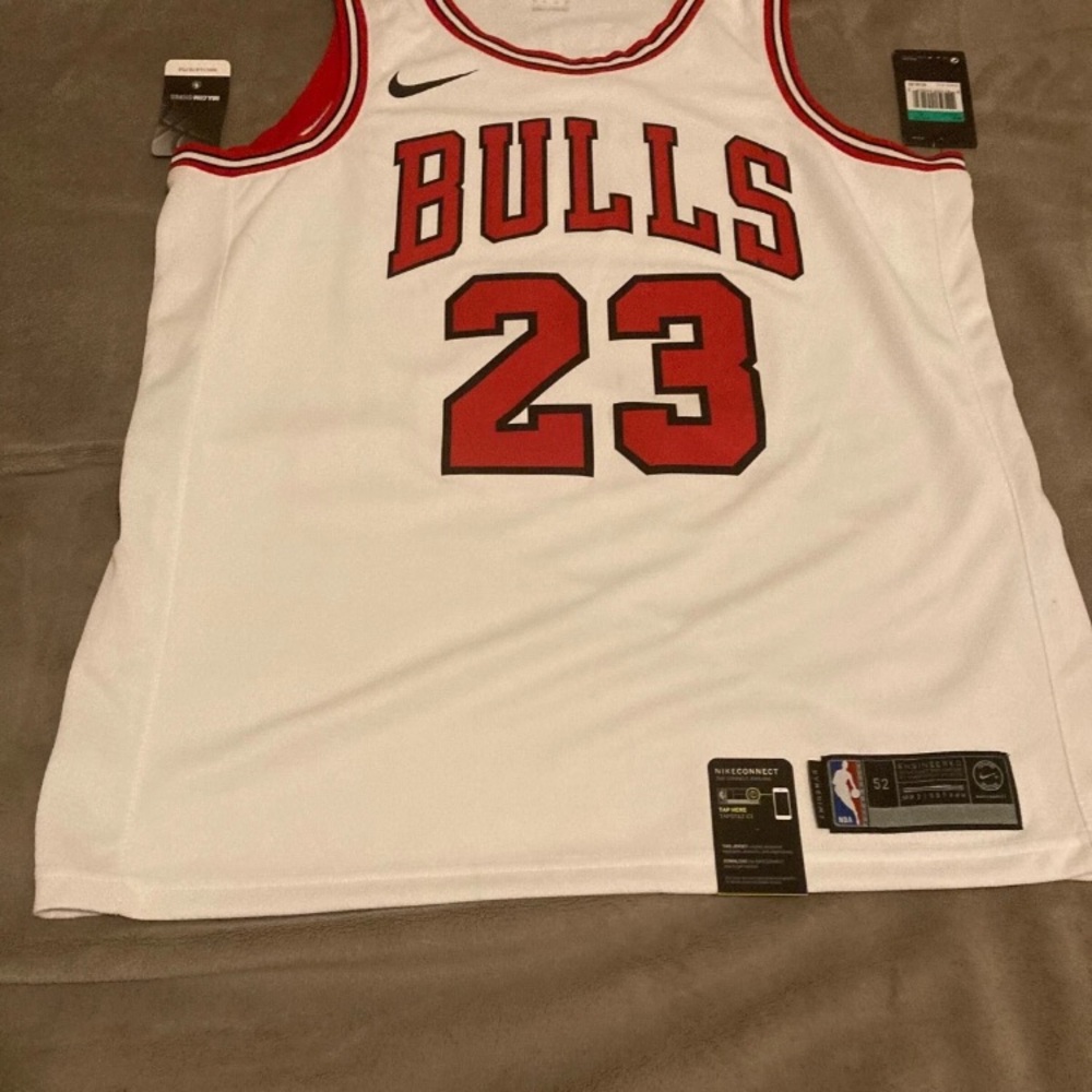 Nike White and Red Bulls Jersey